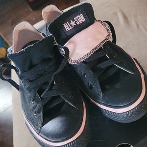 Black and pink converse